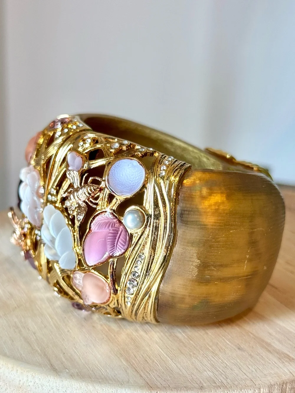 VTG Estate Alexis Bittar Secret Garden Bee Lucite Hinged Cuff Bracelet—Rare Find
